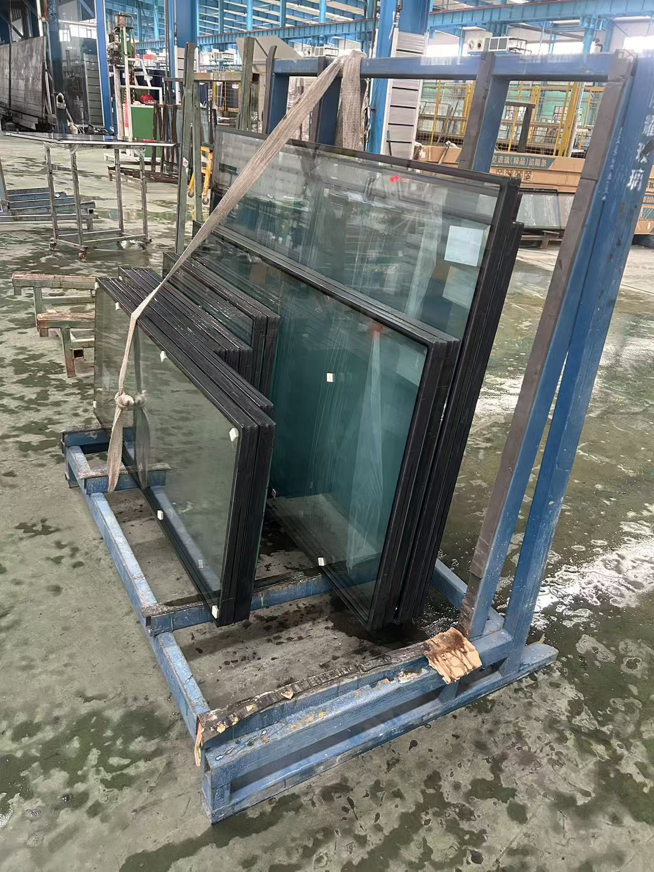 抚顺市中空玻璃源头直供隔热玻璃 - 方案